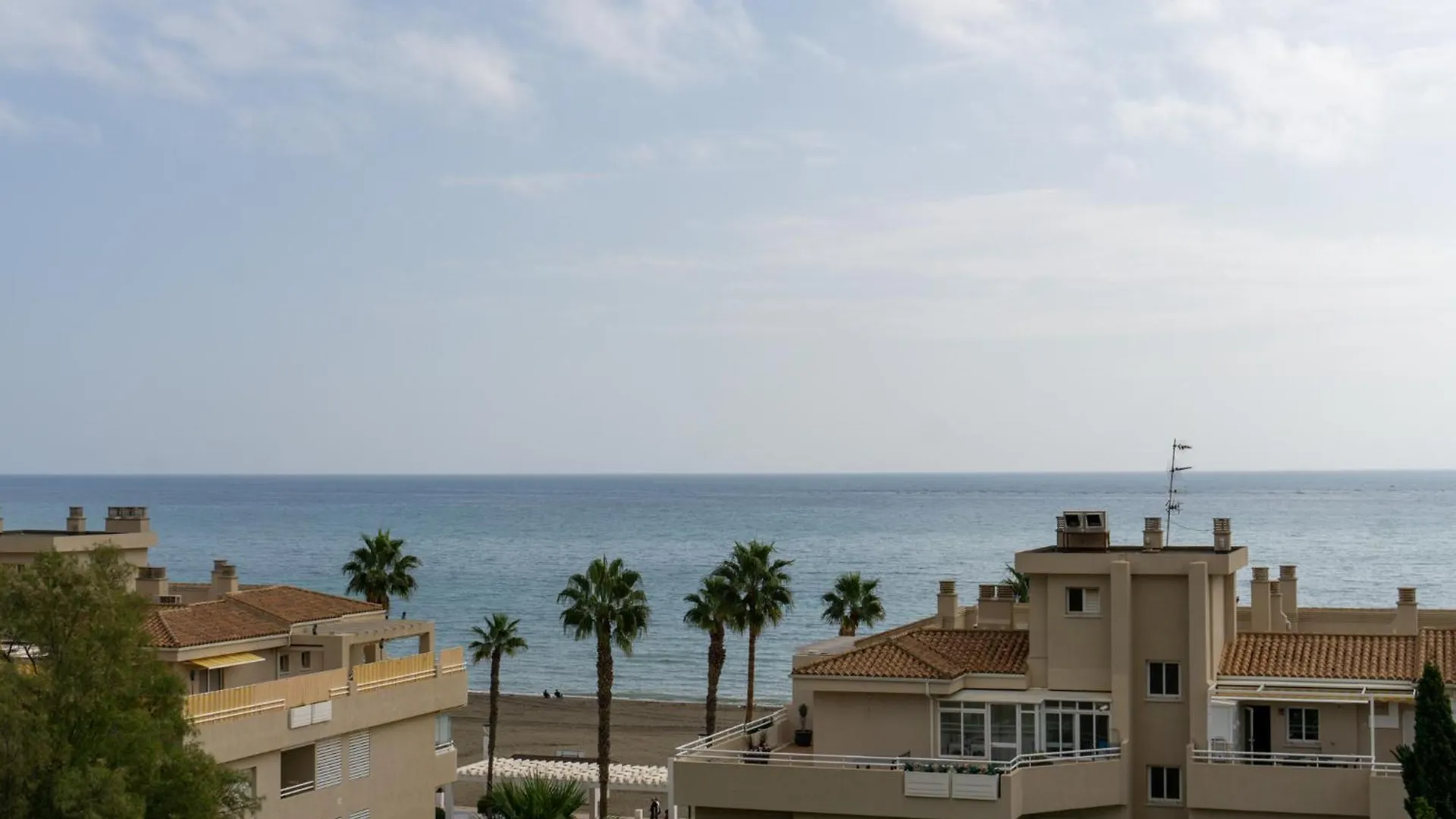 Penthouse Paradise Sea Views トレモリノス